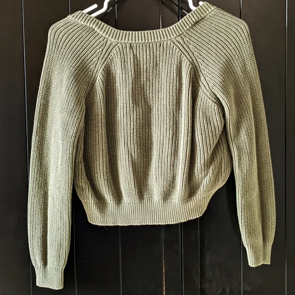 Forever 21 Crop top sweater - Picture 3 of 4